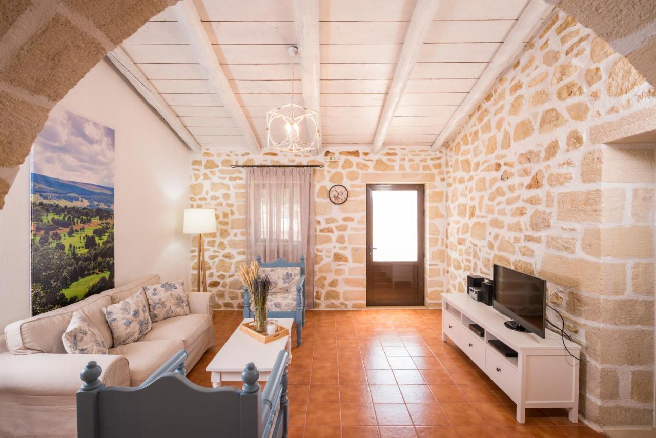 Kontis Village Fílippos Buitenkant foto